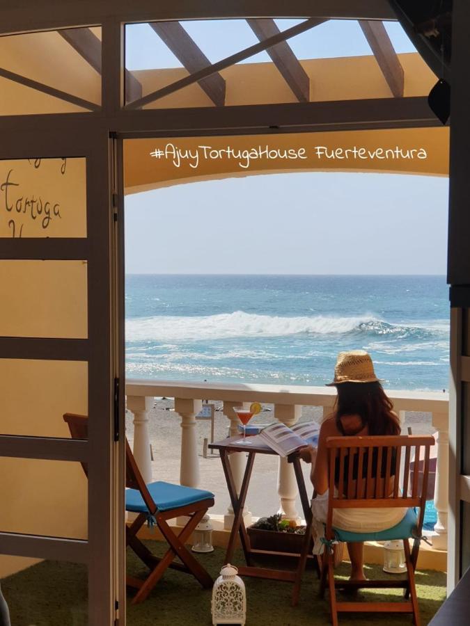 Ajuy Tortuga House Apartment Екстериор снимка