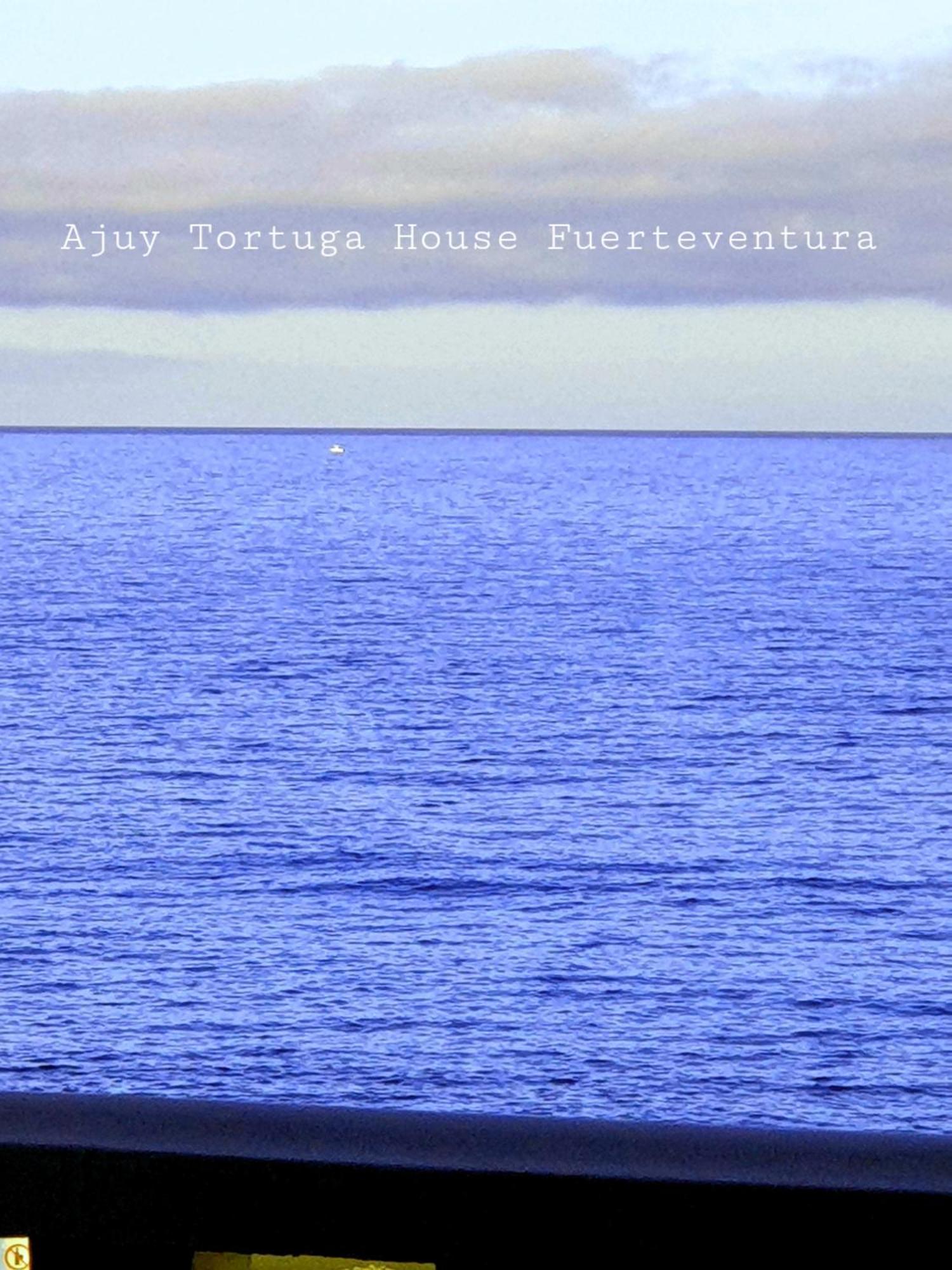 Ajuy Tortuga House Apartment Екстериор снимка