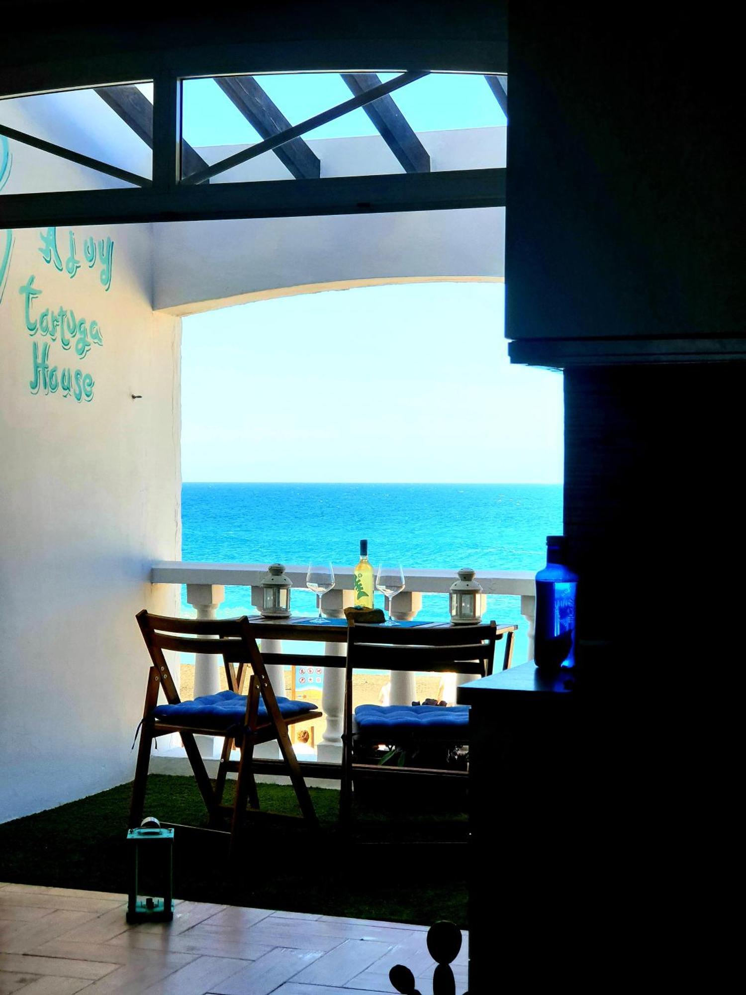 Ajuy Tortuga House Apartment Екстериор снимка