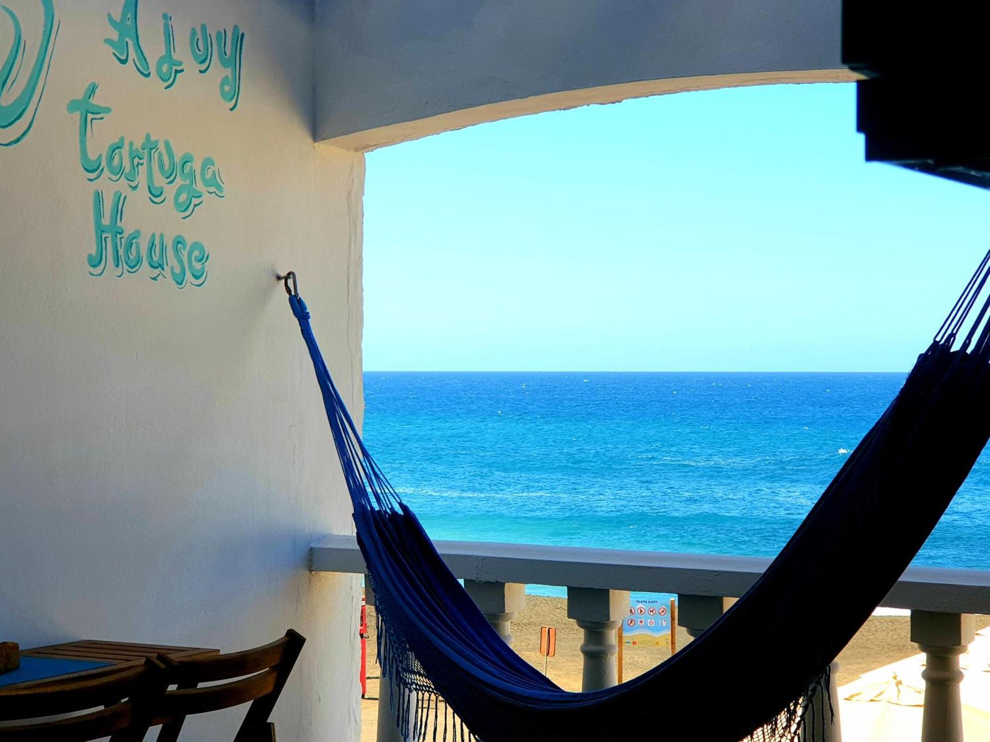 Ajuy Tortuga House Apartment Екстериор снимка